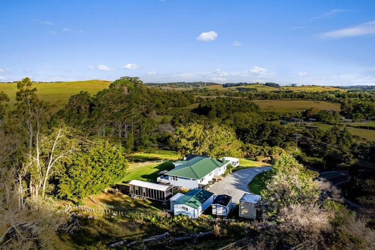Photo of property in 1132a Old North Road, Helensville, Waimauku, 0882