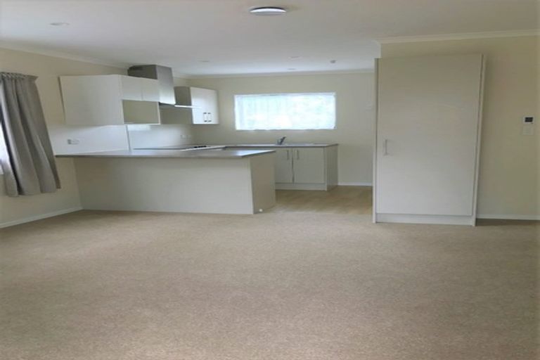 Photo of property in 51 Christmas Road, Manurewa, Auckland, 2102