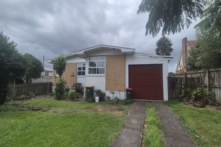 Photo of property in 4/96 Wallace Road, Papatoetoe, Auckland, 2025
