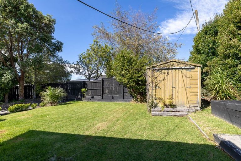 Photo of property in 312 Glengarry Road, Glen Eden, Auckland, 0602
