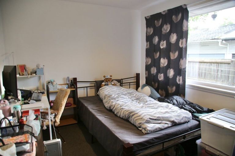 Photo of property in 32 Maidstone Road, Ilam, Christchurch, 8041