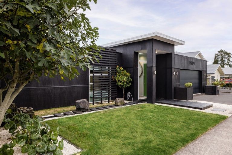 Photo of property in 3 Dick Street, Cambridge, 3434