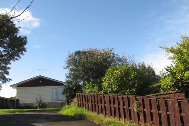 Photo of property in 2/48 Archmillen Avenue, Pakuranga Heights, Auckland, 2010