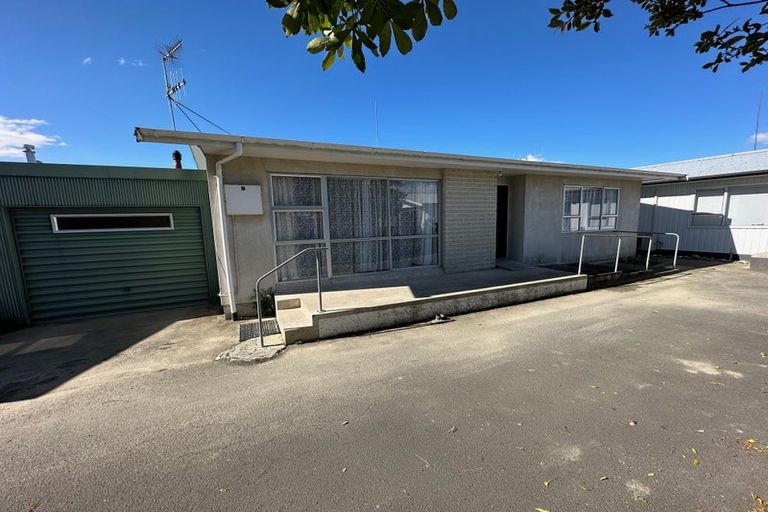 Photo of property in 4/414 Gloucester Street, Taradale, Napier, 4112