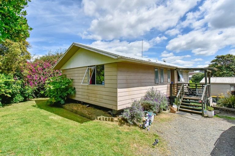 Photo of property in 4 Dulcie Place, Red Hill, Papakura, 2110