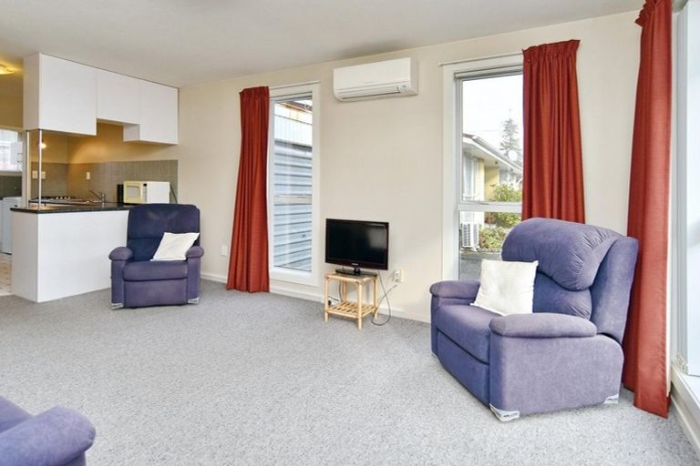 Photo of property in 3/7 Donegal Street, Belfast, Christchurch, 8051