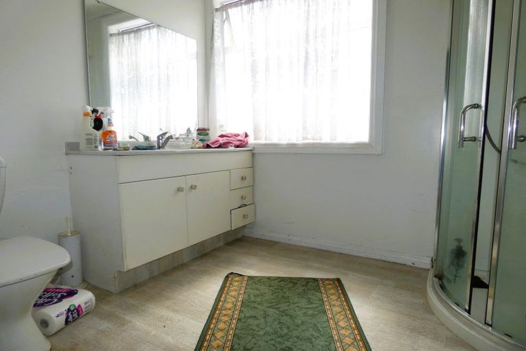 Photo of property in 120 Queen Street, Westport, 7825