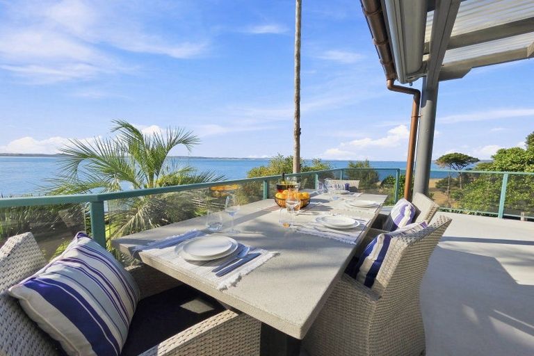 Photo of property in Signal Stn Road, Pouto, Te Kopuru, 0391