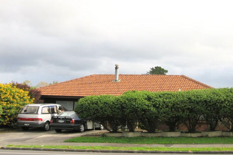 Photo of property in 149 Botany Road, Botany Downs, Auckland, 2010