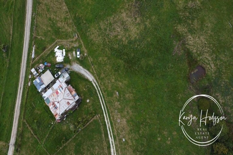 Photo of property in 184 Paparoa Station Road, Paparoa, 0571