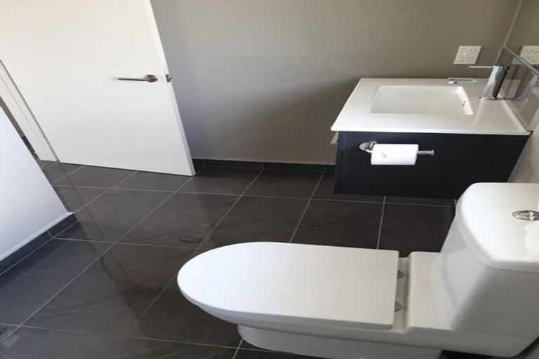 Photo of property in 21 Champagne Avenue, Yaldhurst, Christchurch, 8042