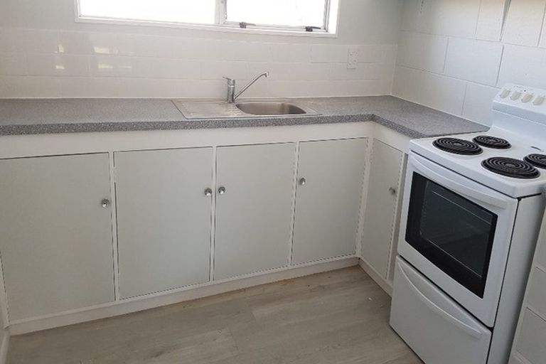 Photo of property in 46 Awamutu Grove, Waiwhetu, Lower Hutt, 5010