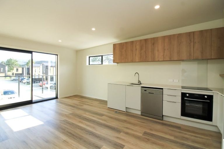 Photo of property in 19-19a The Strand, Wainuiomata, Lower Hutt, 5014