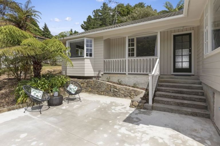 Photo of property in 104 Kamahi Street, Stokes Valley, Lower Hutt, 5019
