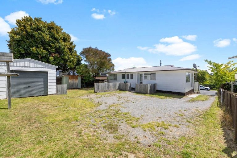 Photo of property in 24 Richmond Avenue, Richmond Heights, Taupo, 3330