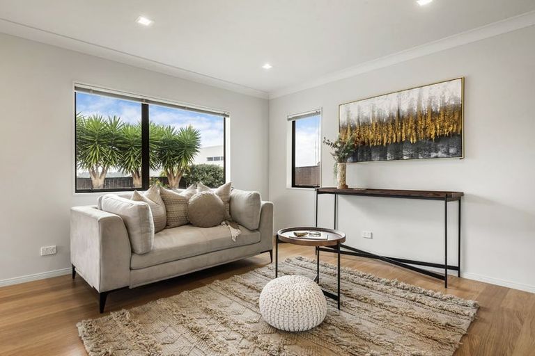 Photo of property in 94 Oakway Drive, Schnapper Rock, Auckland, 0632