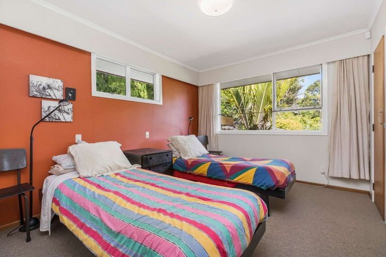 Photo of property in 764 West Coast Road, Oratia, Auckland, 0604
