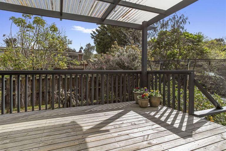 Photo of property in 2/4 Grove Lane, Pakuranga, Auckland, 2010