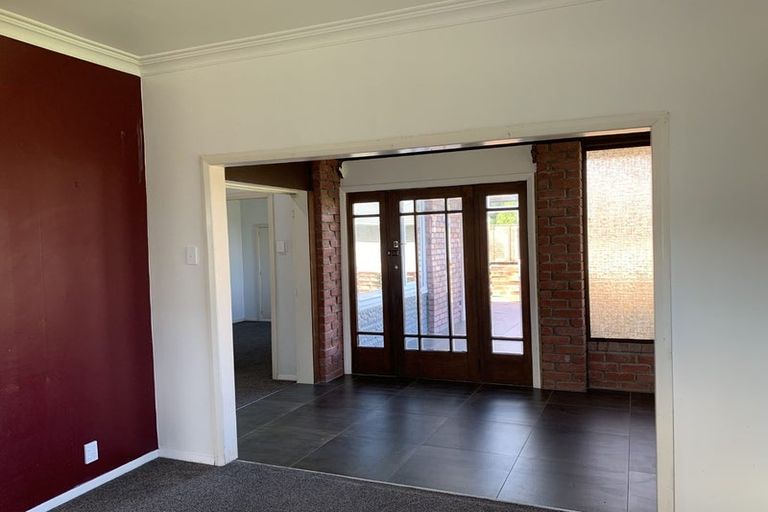 Photo of property in 134 Weraroa Road, Levin, 5510