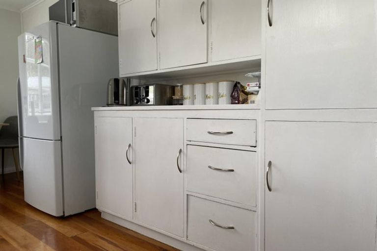 Photo of property in 29 Newcombe Street, Naenae, Lower Hutt, 5011