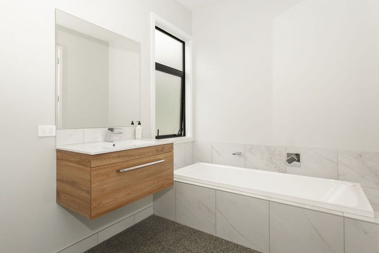 Photo of property in 15 Lake View Terrace, Huntingdon, Ashburton, 7774