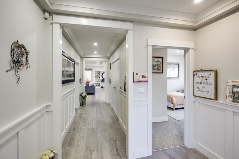 Photo of property in 2 Hurunui Drive, Te Awa, Napier, 4110