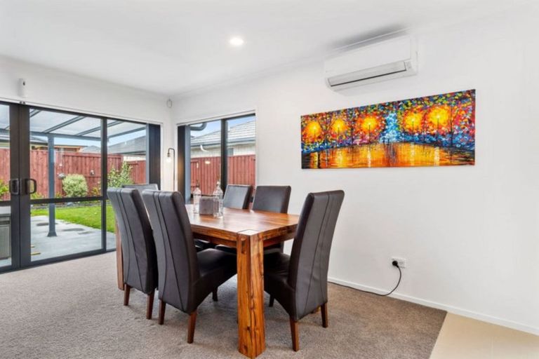 Photo of property in 42 Kohekohe Road, Papamoa Beach, Papamoa, 3118