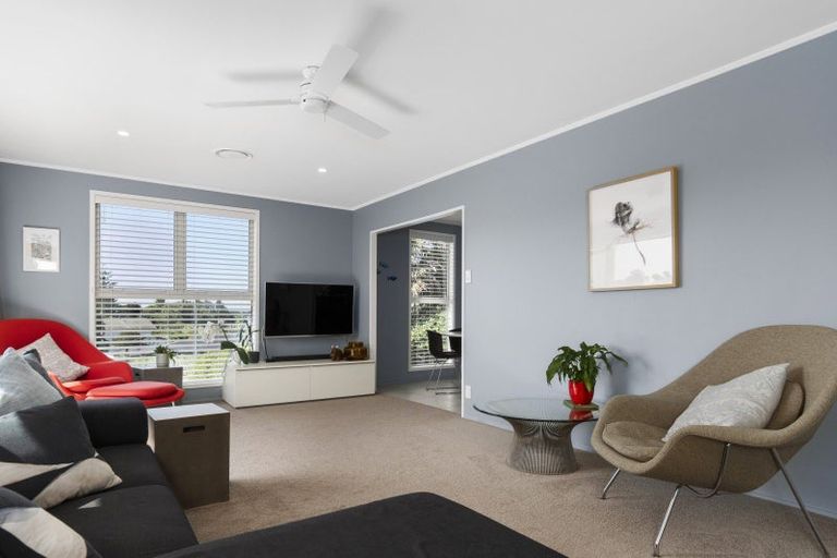 Photo of property in 60 Esmeralda Street, Welcome Bay, Tauranga, 3112