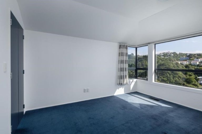 Photo of property in 9 Durham Crescent, Aro Valley, Wellington, 6021