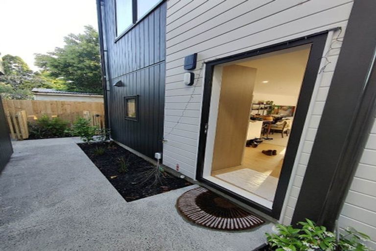 Photo of property in 7/18 Graham Avenue, Te Atatu Peninsula, Auckland, 0610