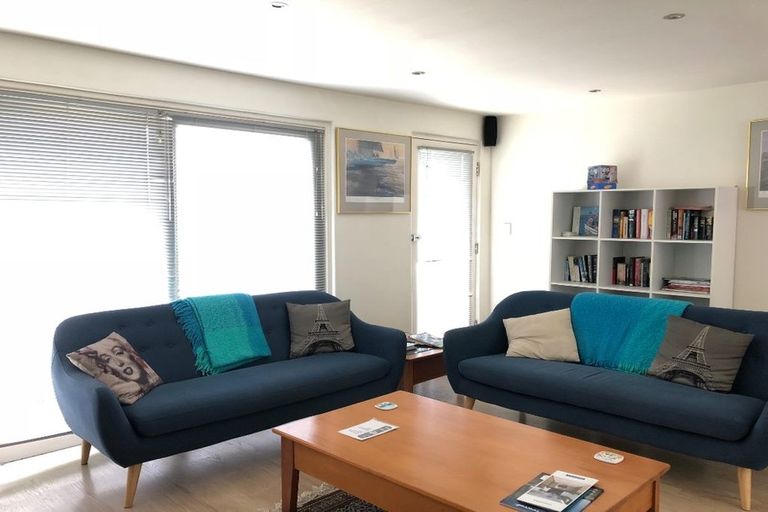 Photo of property in 10/10 Blomfield Spa, Takapuna, Auckland, 0622