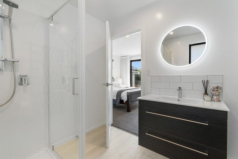 Photo of property in 211 Wingatui Road, Mosgiel, 9024