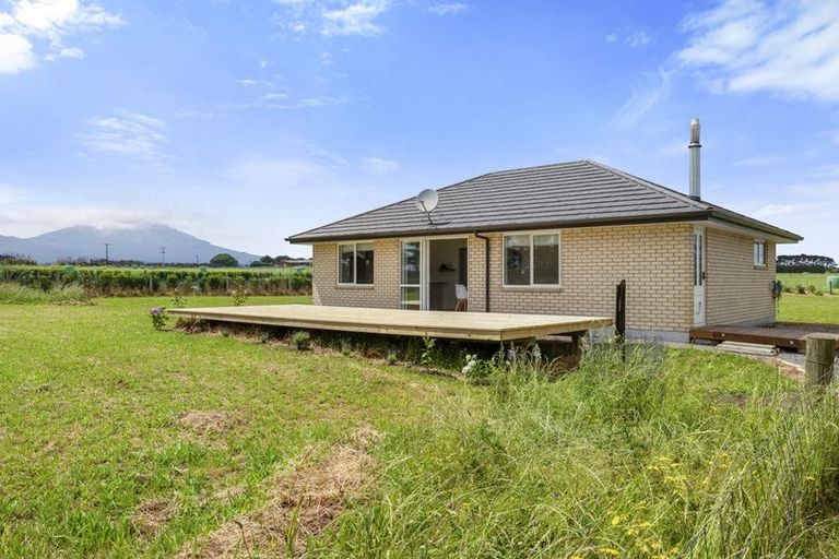 Photo of property in 94 Mirikau Road, Warea, New Plymouth, 4381