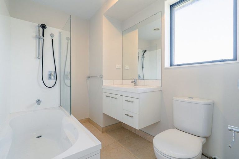 Photo of property in 221 Old Wairoa Road, Papakura, 2110