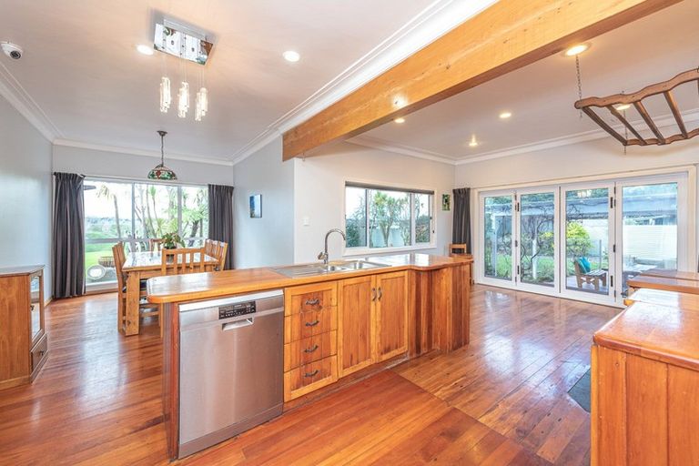 Photo of property in 100 Western Line, Brunswick, Whanganui, 4571