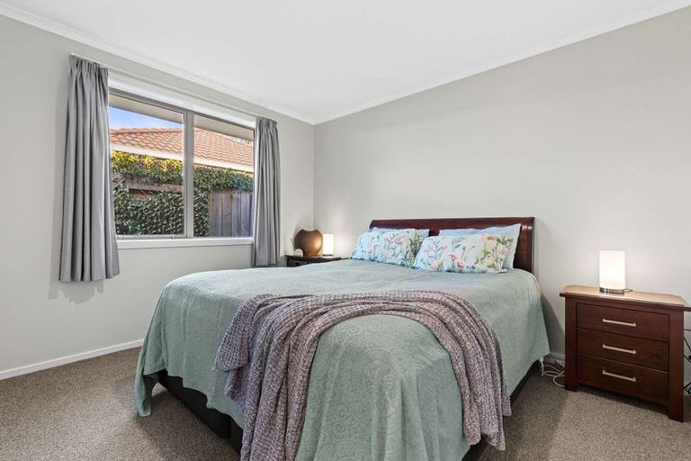 Photo of property in 49 Gibson Place, Papamoa Beach, Papamoa, 3118