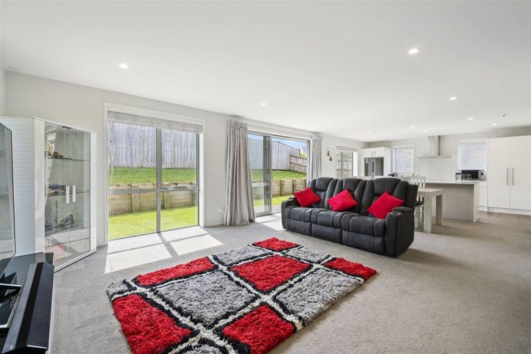 Photo of property in 8 Muirhill Place, Pokeno, 2402