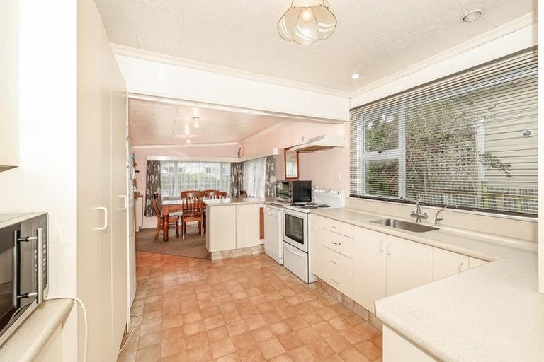 Photo of property in 12 Kings Avenue, Saint Kilda, Dunedin, 9012