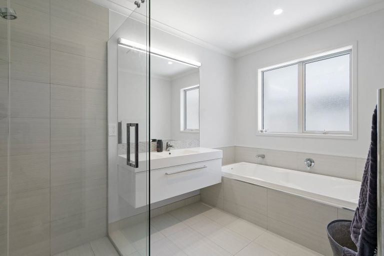 Photo of property in 26 Lilac Close, Cambridge, 3434