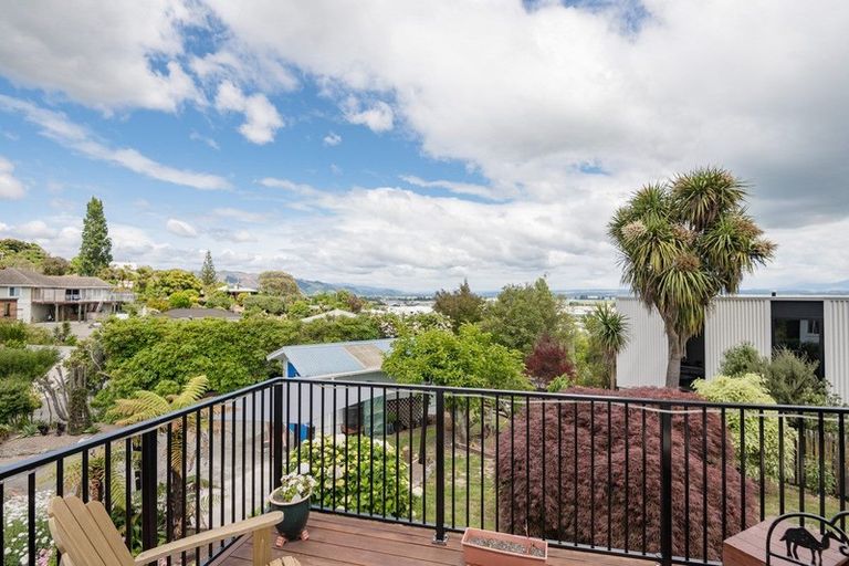 Photo of property in 33 Tosswill Road, Tahunanui, Nelson, 7011