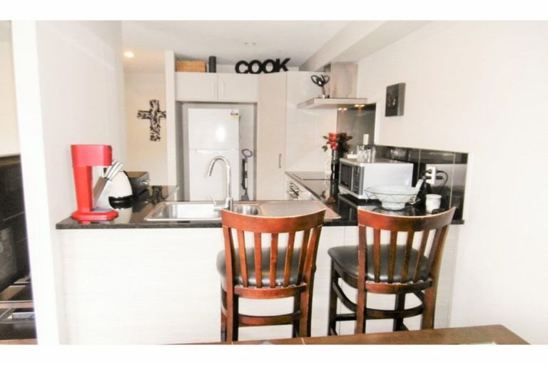 Photo of property in 15/45a Swanson Road, Henderson, Auckland, 0610