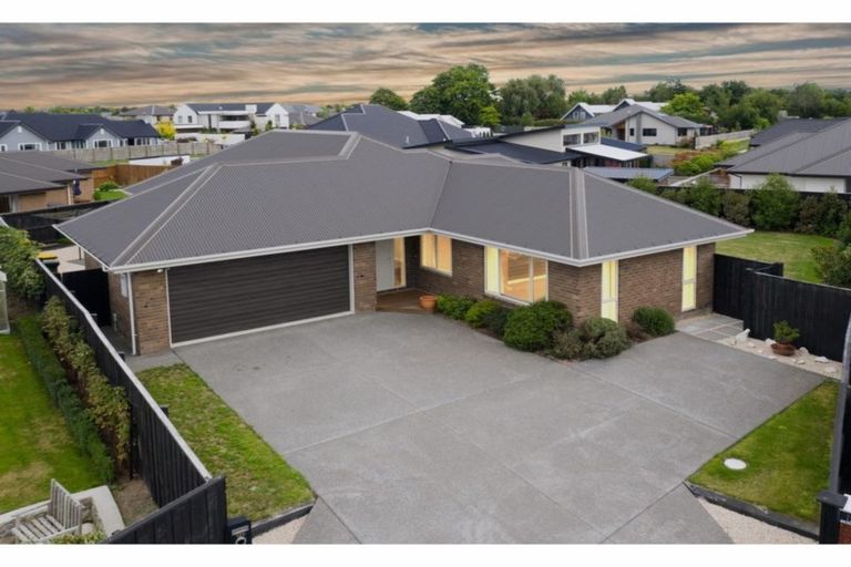 Photo of property in 12d Awa Place, Rangiora, 7400