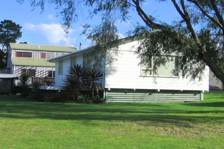 Photo of property in 15 Bagnall Place, Pauanui, Hikuai, 3579