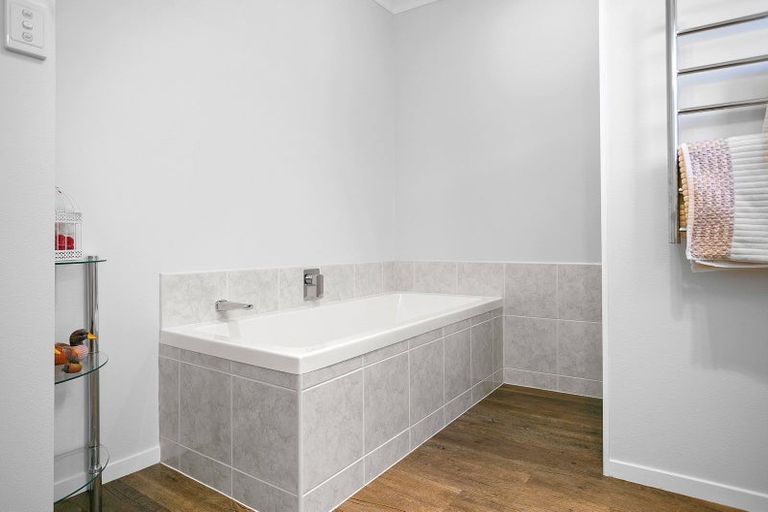 Photo of property in 91 Williams Street, Cambridge, 3434