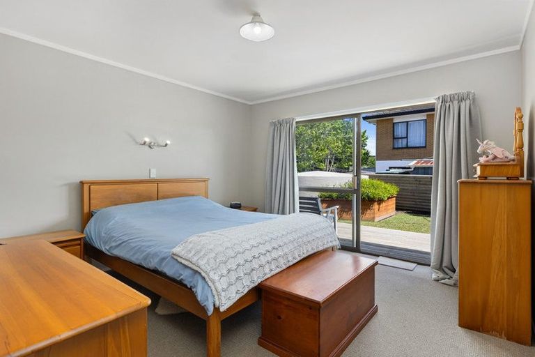 Photo of property in 822a Whangaparaoa Road, Manly, Whangaparaoa, 0930