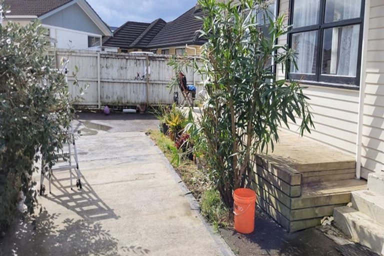 Photo of property in 44b Kelvin Road, Papakura, 2110