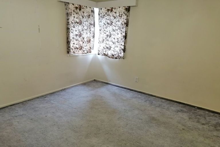 Photo of property in 1/3170 Great North Road, New Lynn, Auckland, 0600