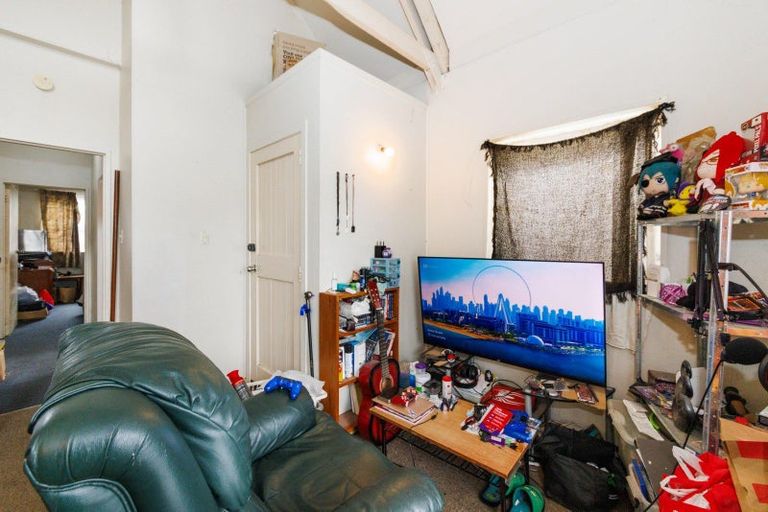 Photo of property in 5 Montgomery Street, Levin, 5510