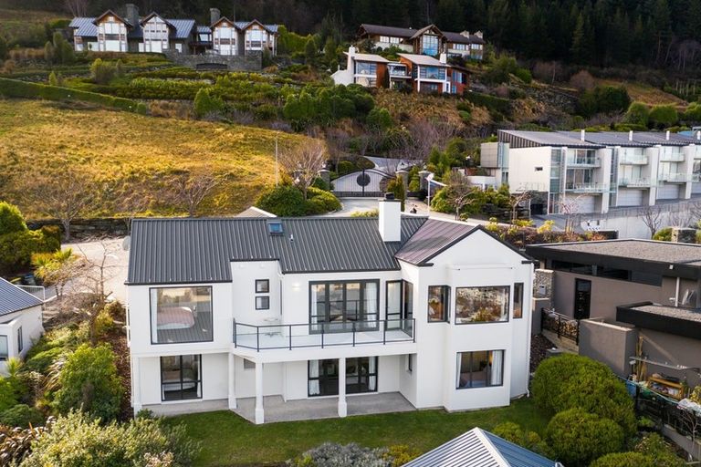 Photo of property in 56a Belfast Terrace, Queenstown, 9300