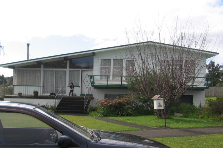 Photo of property in 6 Le Ruez Place, Maunu, Whangarei, 0110